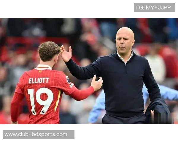 挑战英超传统强队樱桃军团蓄势待发迎接新赛季