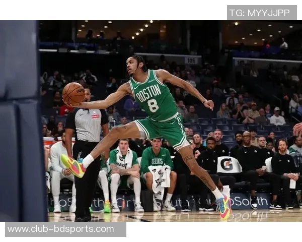 米诺特谈马祖拉期望我成为防守强者展现侵略性与荣誉感并重 米诺特谈马祖拉期望我成为防守强者展现侵略性与荣誉感并重