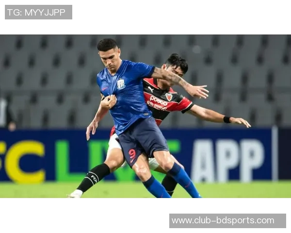 申花主场防守失误致对手凌空垫射扳平比分令人失望 申花主场防守失误致对手凌空垫射扳平比分令人失望