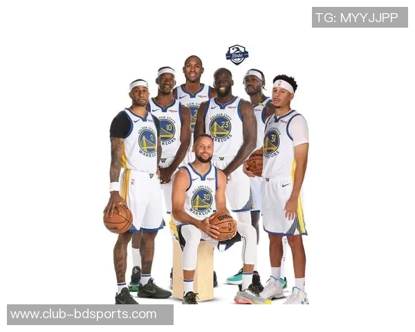 库里加盟勇士初期阵容揭秘蒙塔搭档后场双枪临时工云集