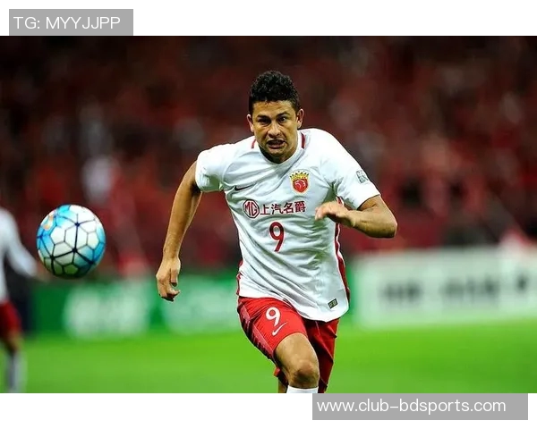 国足归化球员艾克森退役后送祝福新年快乐马到成功展望未来